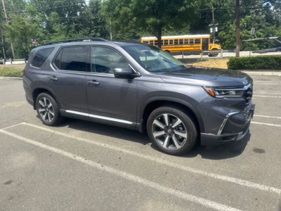 2024 Honda Pilot Touring