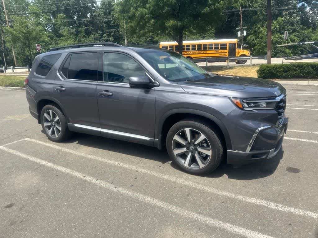 2024 Honda Pilot Touring