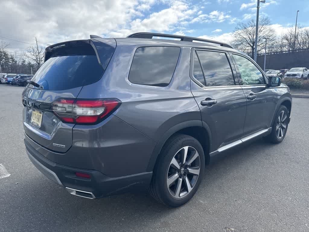 2023 Honda Pilot Touring