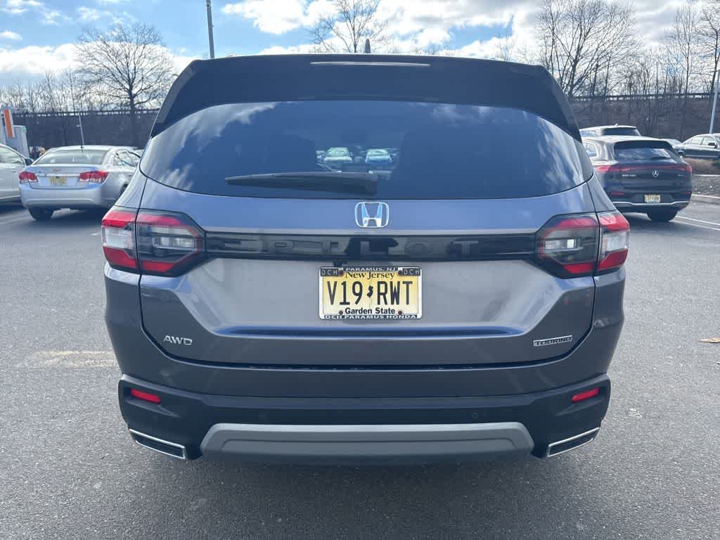 2023 Honda Pilot Touring