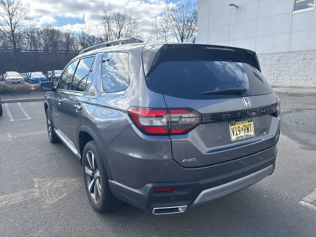 2023 Honda Pilot Touring