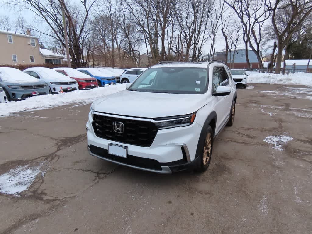 2023 Honda Pilot Elite