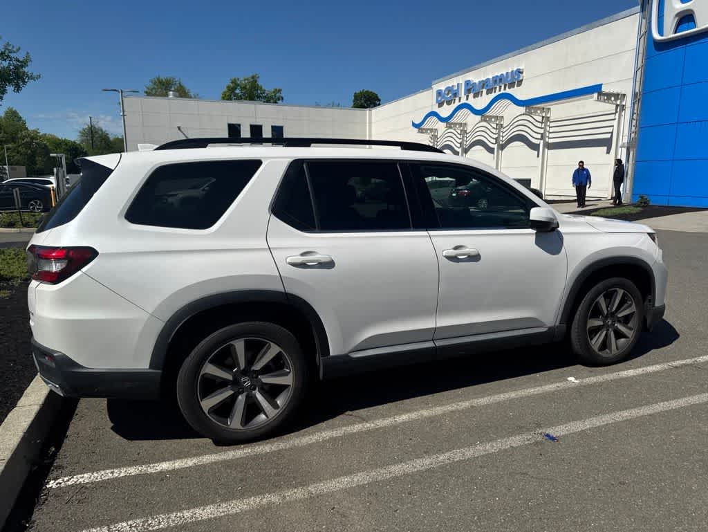 2023 Honda Pilot Elite