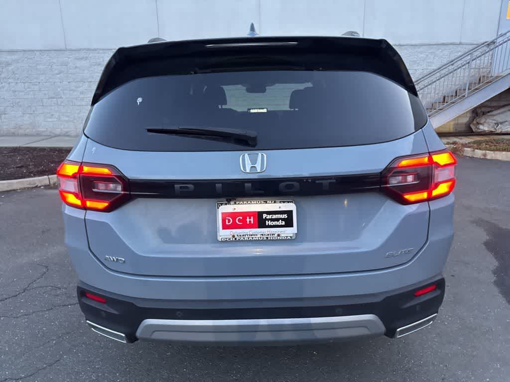 2023 Honda Pilot Elite