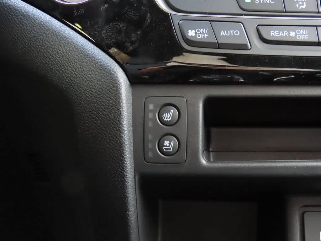 2026 Honda Ridgeline Black Edition Two-Tone