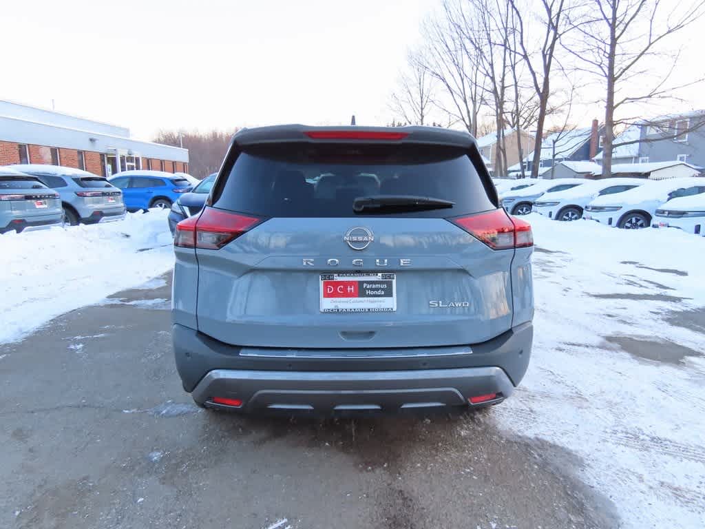 2023 Nissan Rogue SL