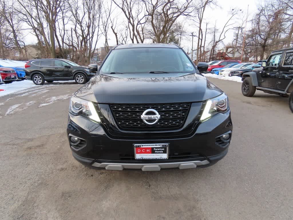 2019 Nissan Pathfinder SL