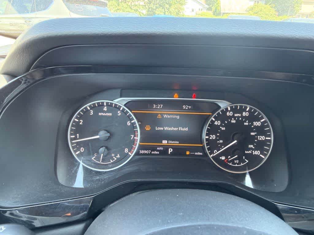 2024 Nissan Pathfinder SL