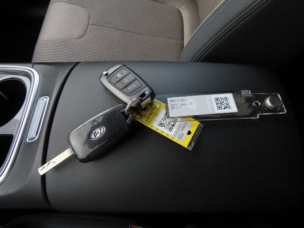 2022 Hyundai Santa Fe SE