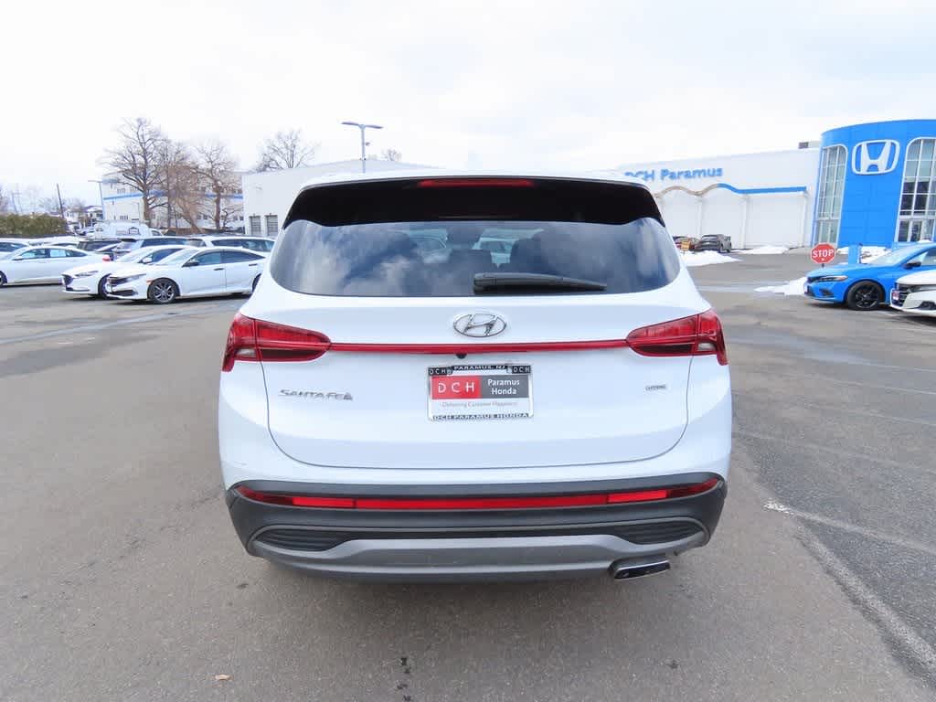 2022 Hyundai Santa Fe SE