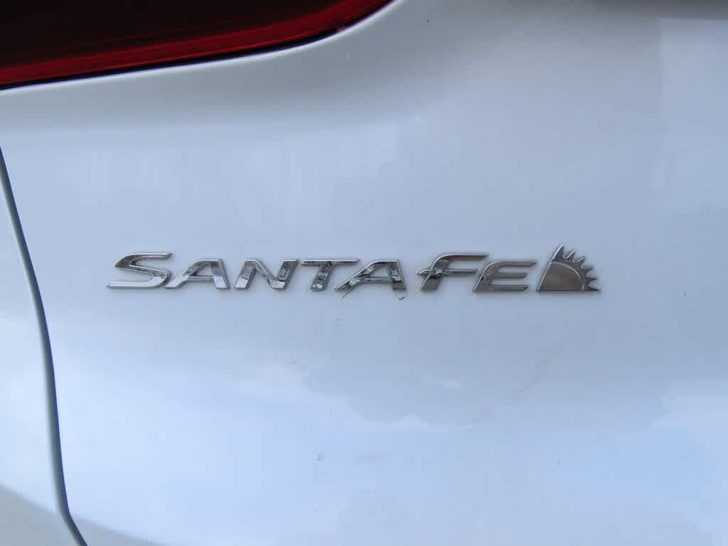 2022 Hyundai Santa Fe SE