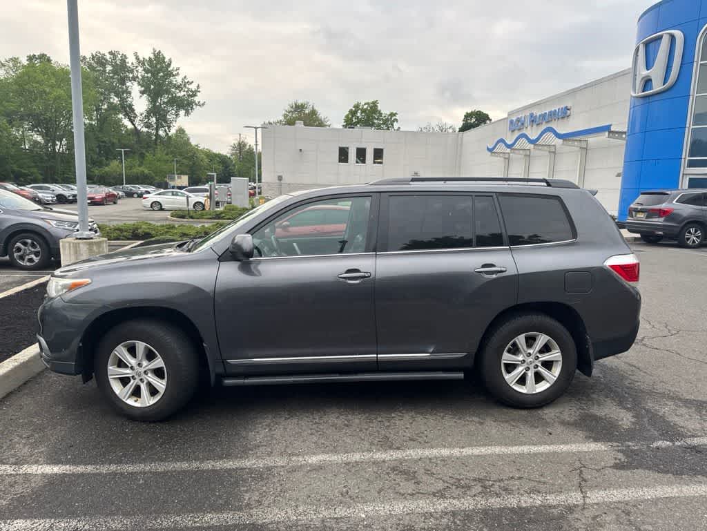 2013 Toyota Highlander SE