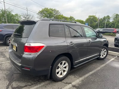 2013 Toyota Highlander SE