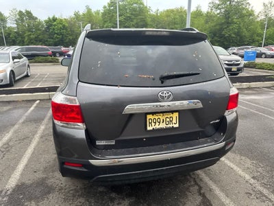2013 Toyota Highlander SE