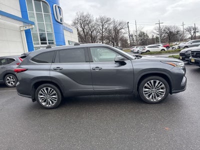 2020 Toyota Highlander Platinum