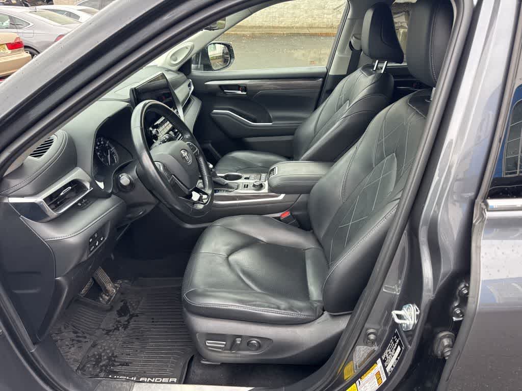 2020 Toyota Highlander Platinum