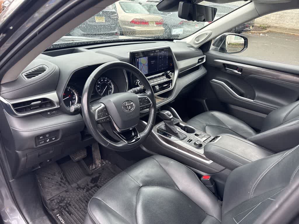 2020 Toyota Highlander Platinum
