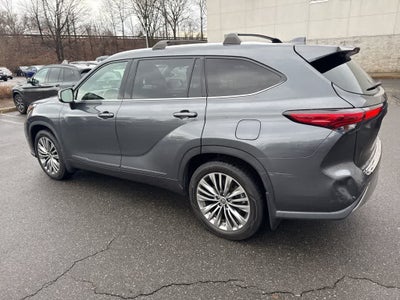 2020 Toyota Highlander Platinum