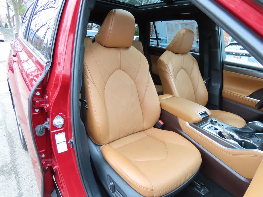 2021 Toyota Highlander Platinum