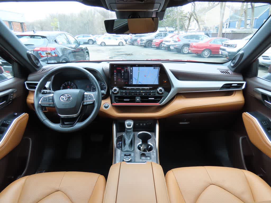 2021 Toyota Highlander Platinum