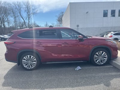 2021 Toyota Highlander Platinum