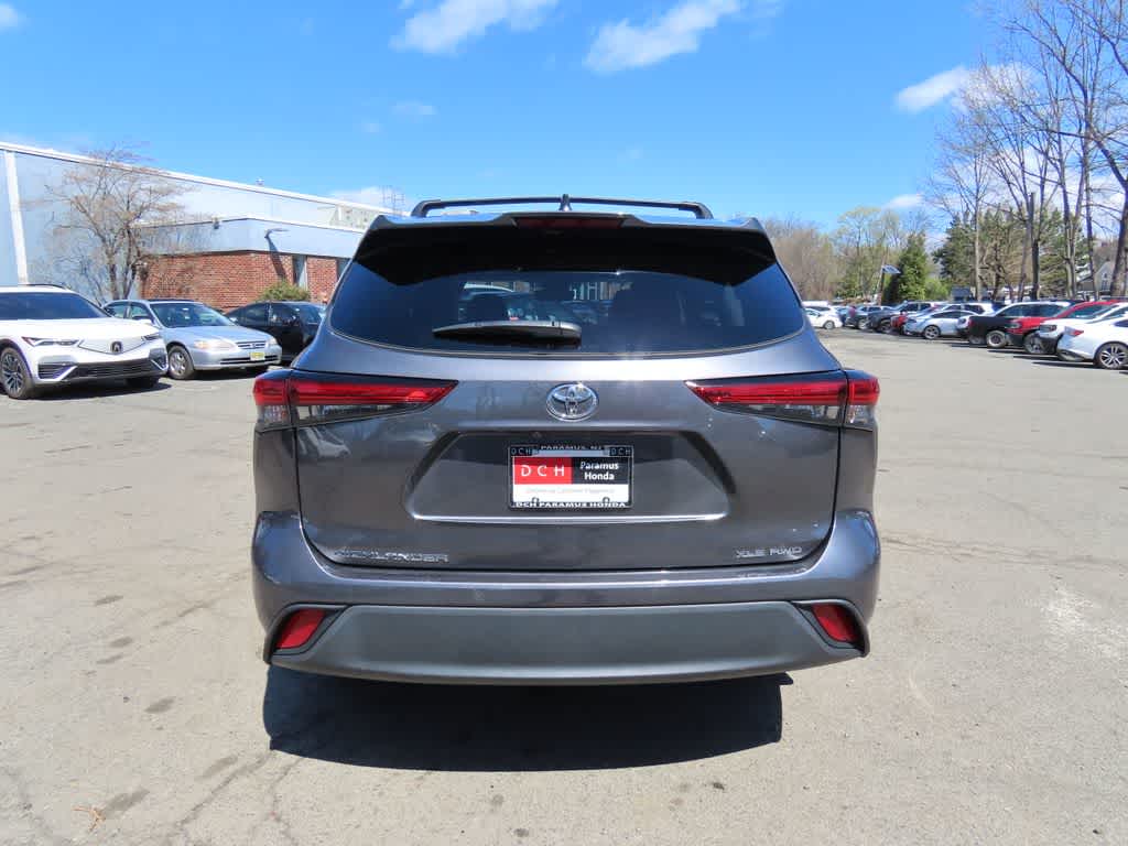 2023 Toyota Highlander XLE