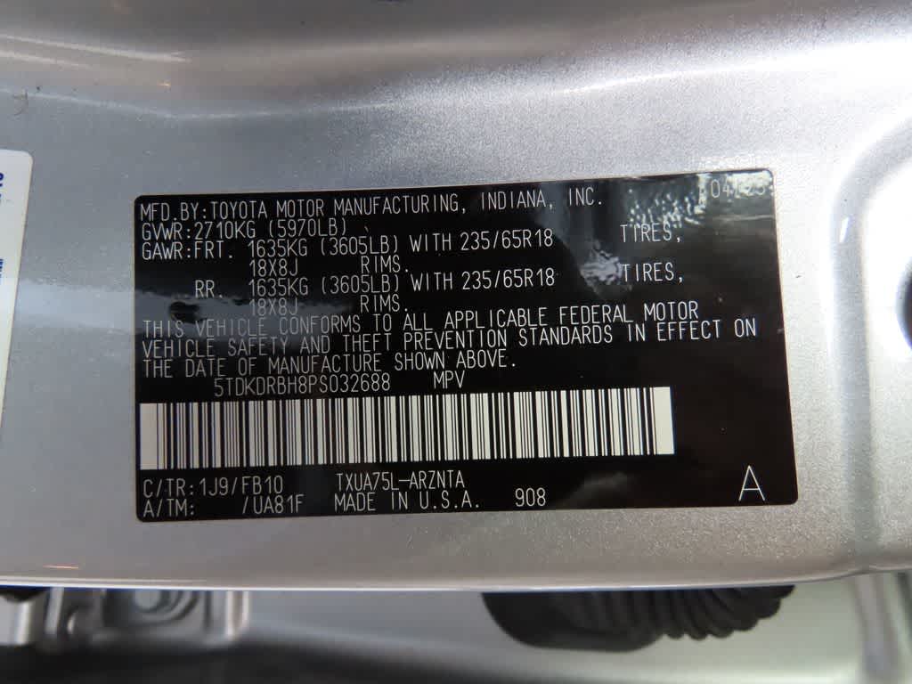 2023 Toyota Highlander LE