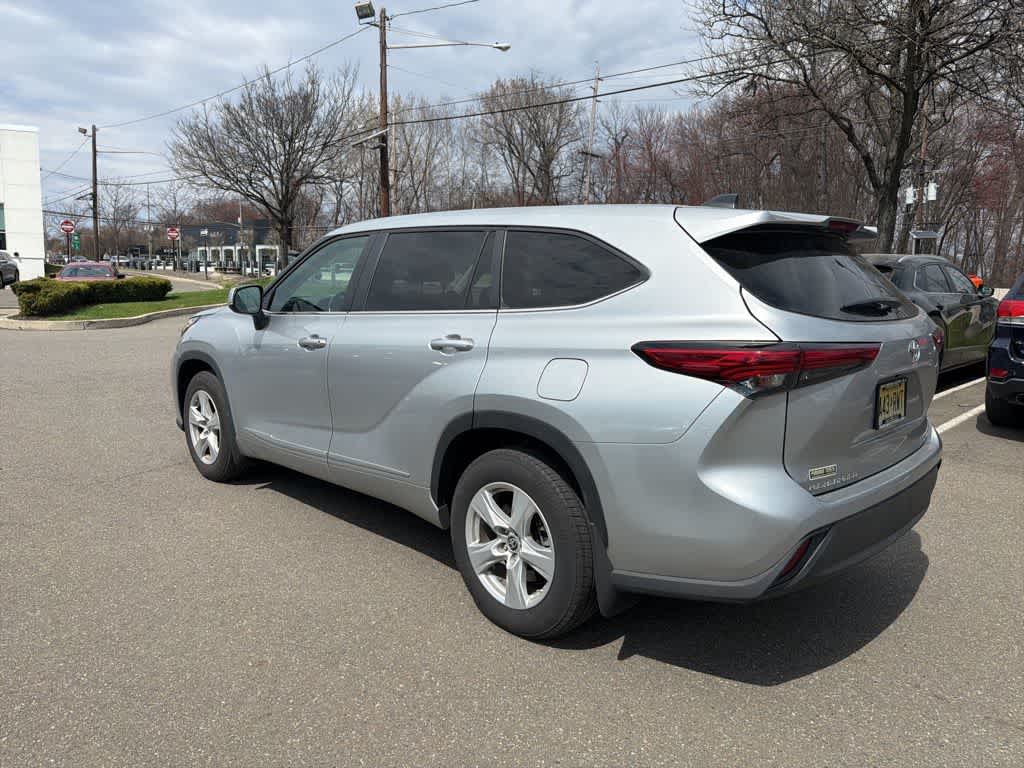 2023 Toyota Highlander LE