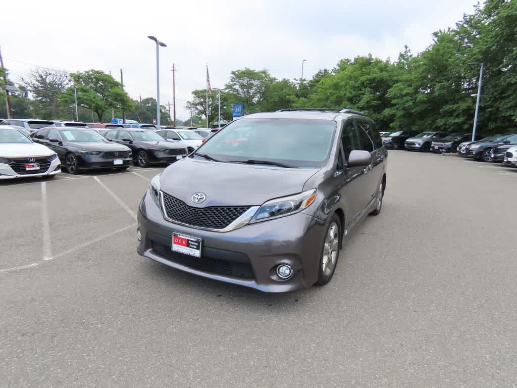 2015 Toyota Sienna SE