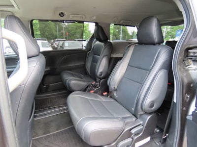 2015 Toyota Sienna SE