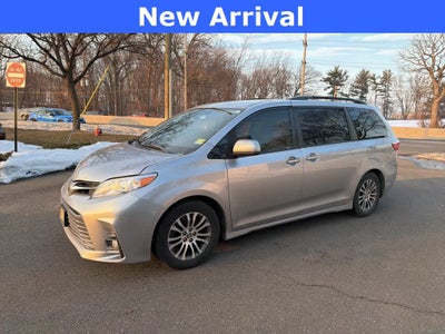 2018 Toyota Sienna XLE