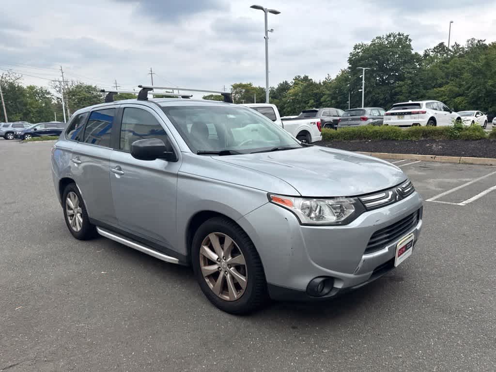 2014 Mitsubishi Outlander SE