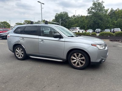 2014 Mitsubishi Outlander SE