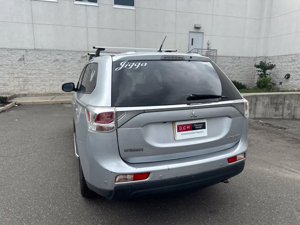 2014 Mitsubishi Outlander SE