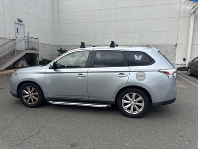2014 Mitsubishi Outlander SE