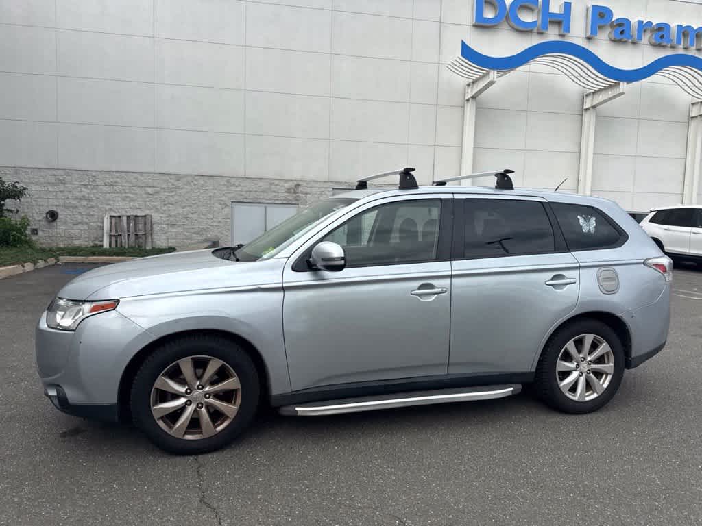2014 Mitsubishi Outlander SE