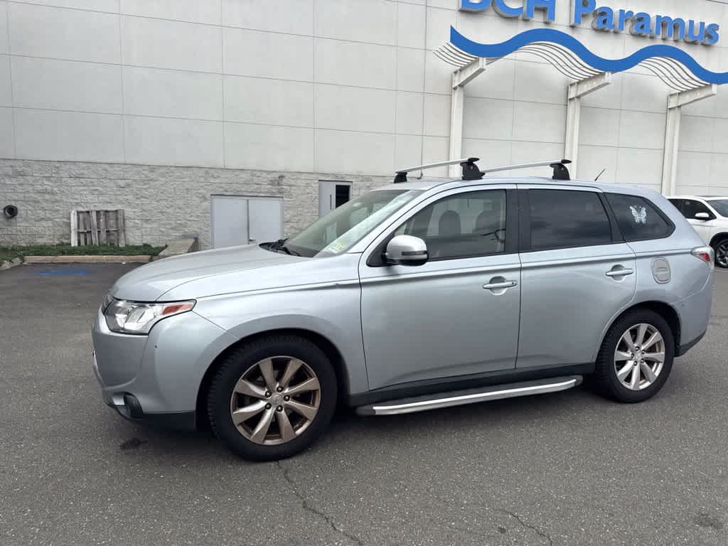 2014 Mitsubishi Outlander SE
