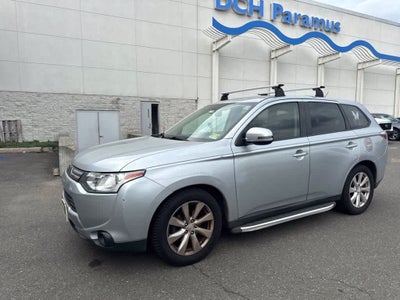 2014 Mitsubishi Outlander SE
