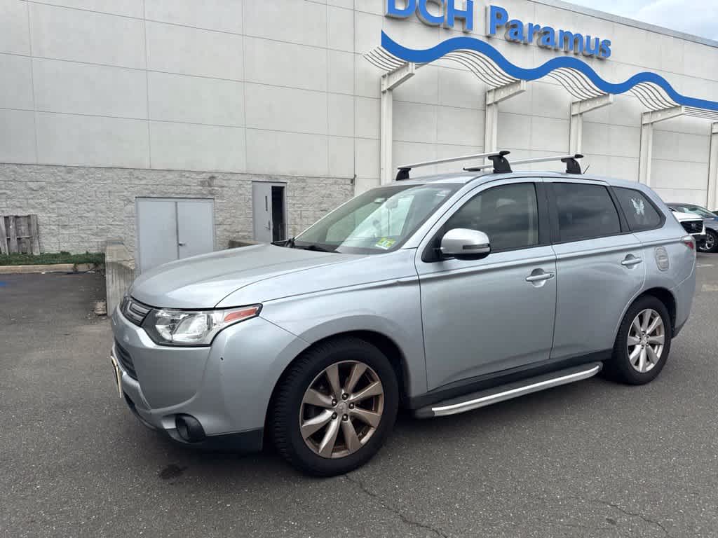 2014 Mitsubishi Outlander SE