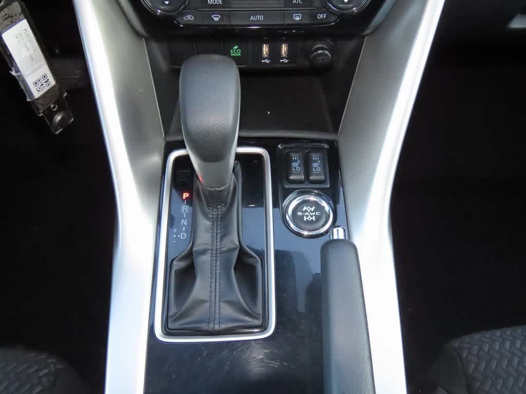 2023 Mitsubishi Eclipse Cross LE