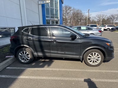 2022 Nissan Rogue Sport S
