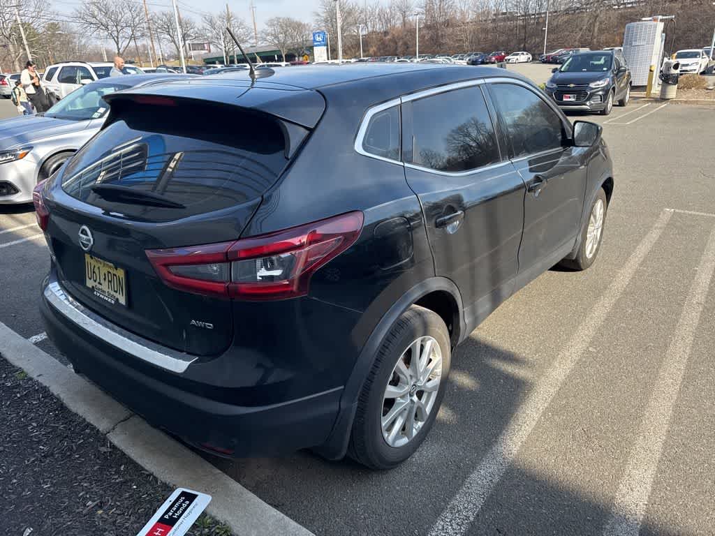 2022 Nissan Rogue Sport S