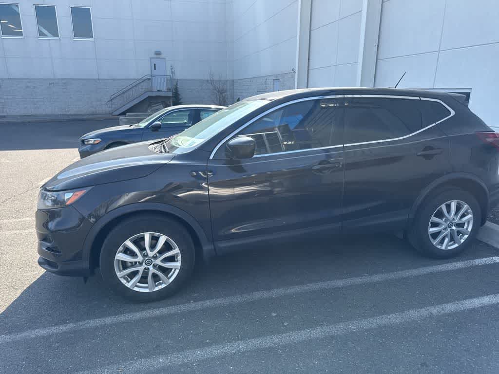 2022 Nissan Rogue Sport S