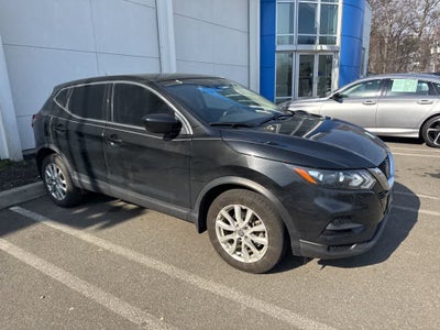 2022 Nissan Rogue Sport S