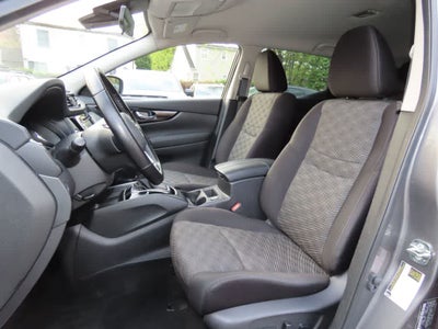 2021 Nissan Rogue Sport SV