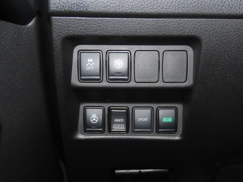 2021 Nissan Rogue Sport SV