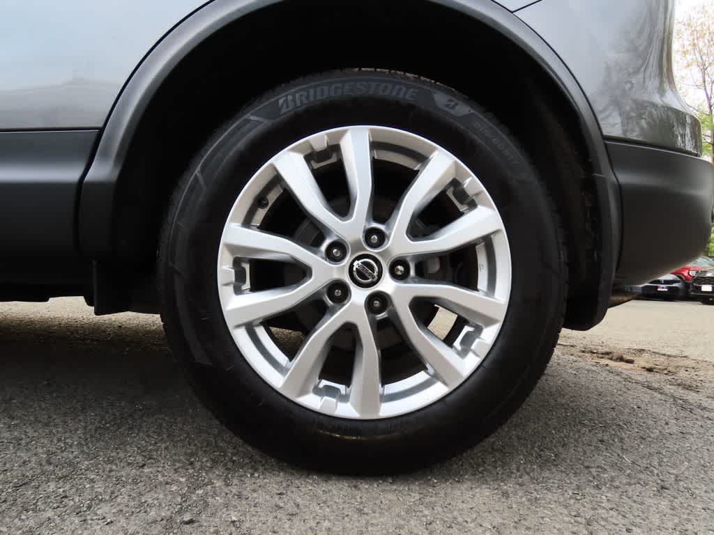 2021 Nissan Rogue Sport SV