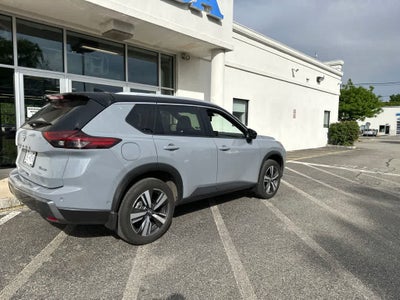 2025 Nissan Rogue SL