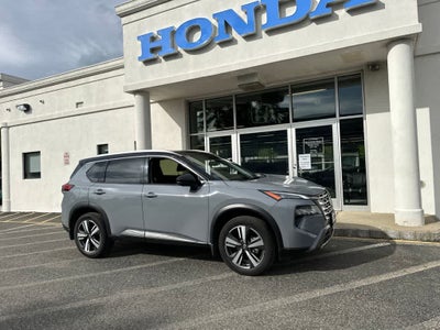 2025 Nissan Rogue SL