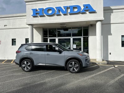 2025 Nissan Rogue SL